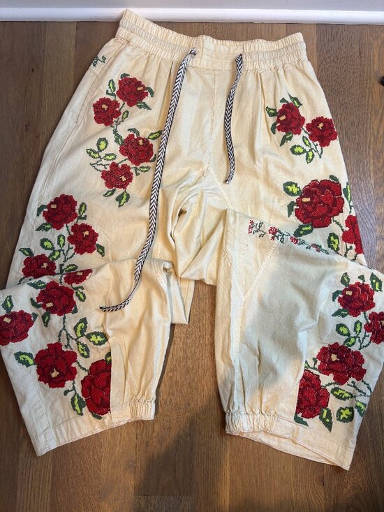 Free People Denim - Free People Rosalia Floral Emboroidered Pants XS
